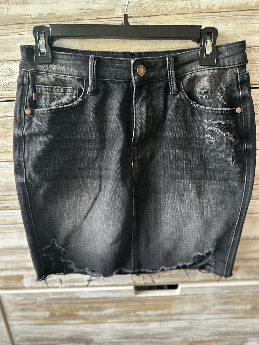 🖤 Judy Black Distressed Denim Mini Skirt Size Medium - Picture 1 of 12